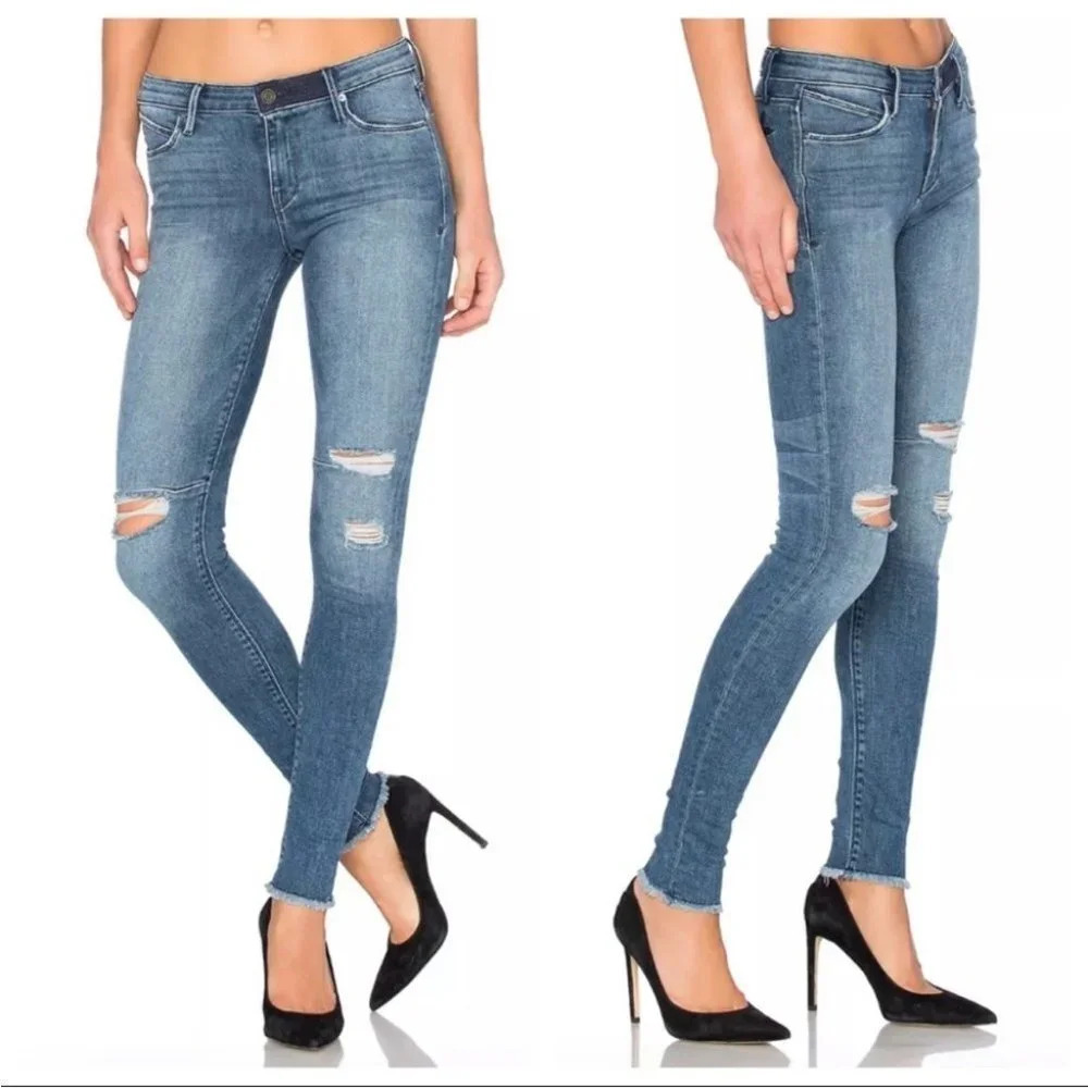 RtA ROAD TO AWE Icon Distressed Skinny Jeans